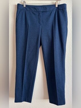 AKRIS Punto Pants Cropped Dark Blue Womens Size US 10 Flat Front Designer Luxury